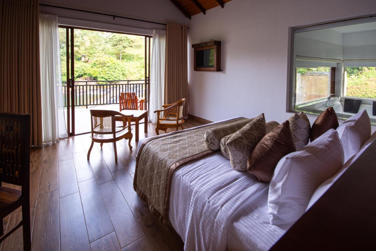 Okwin Resort Kandy Luaran gambar