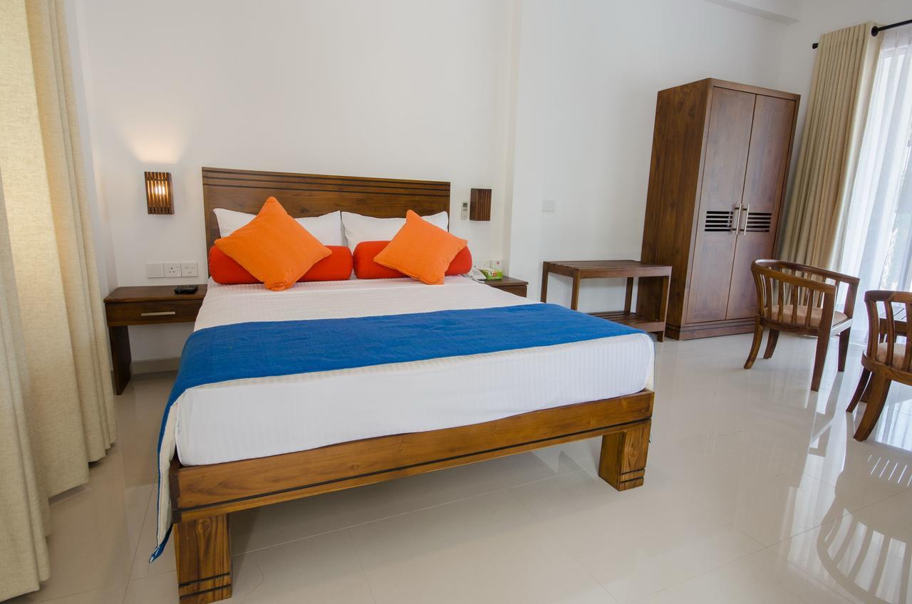Okwin Resort Kandy Luaran gambar